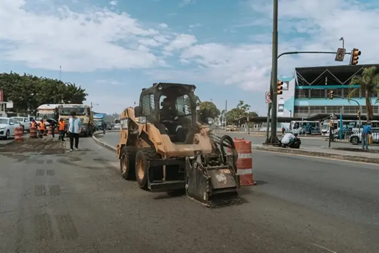 Mantenimiento vial en Guayaquil tras las lluvias