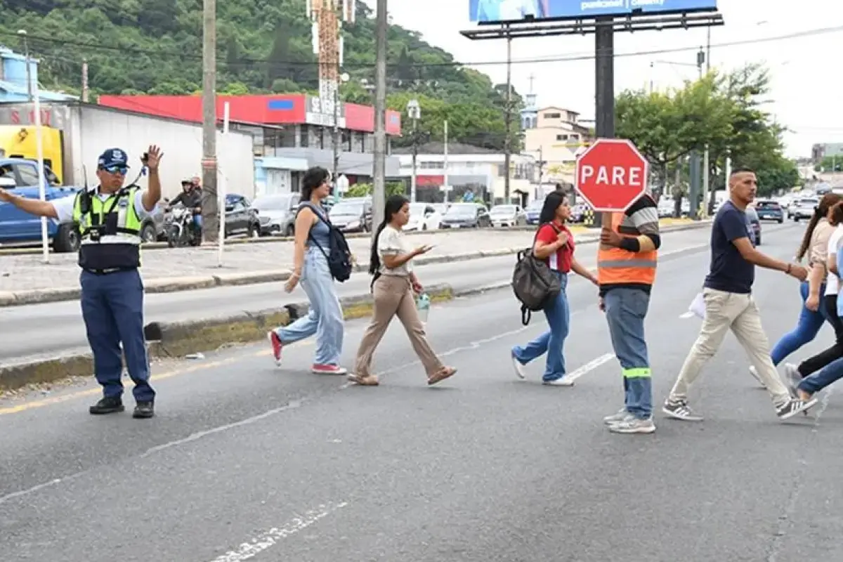 Mejoras en Paso Peatonal de Guayaquil- Últimas noticias Ecuador