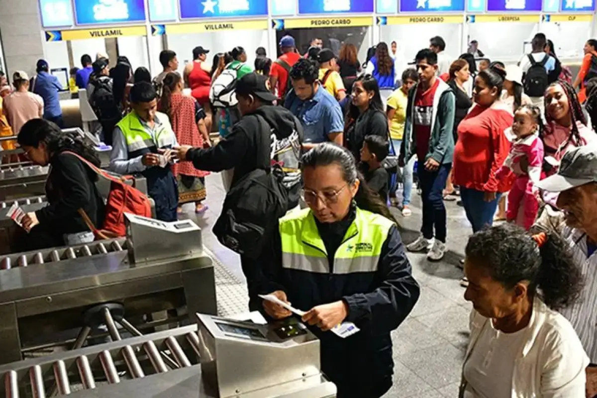 Movilización Masiva en Guayaquil por Feriado Nacional- Últimas noticias Ecuador
