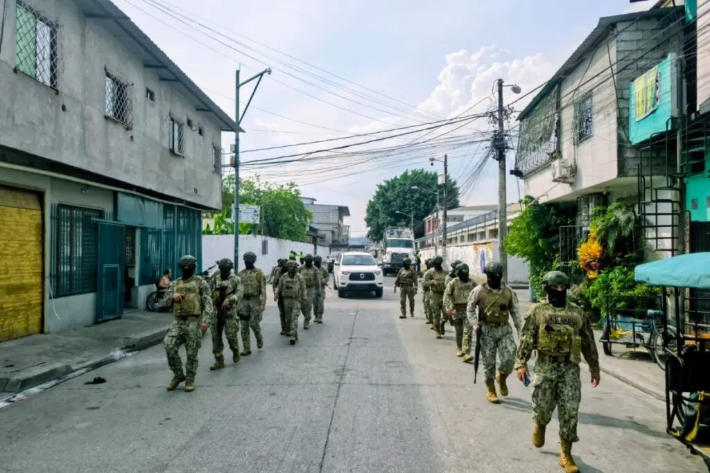 FFAA intensifican operativos en Guayaquil- Últimas noticias Ecuador