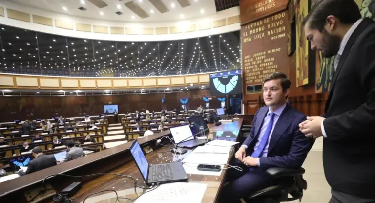 Torres asumirá la Presidencia de la Asamblea