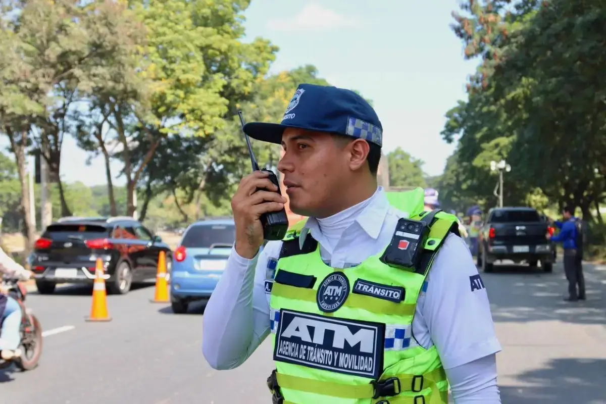 Cierres viales en Guayaquil por desfiles cívicos- Últimas noticias Ecuador