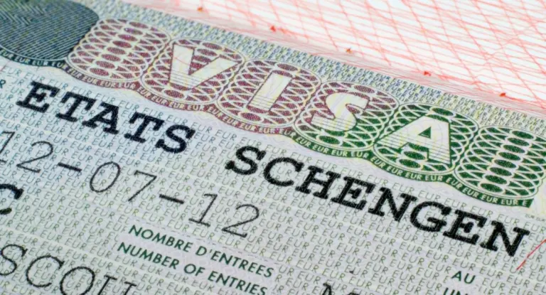 Rechazo de visas Schengen a ecuatorianos sube al 31%