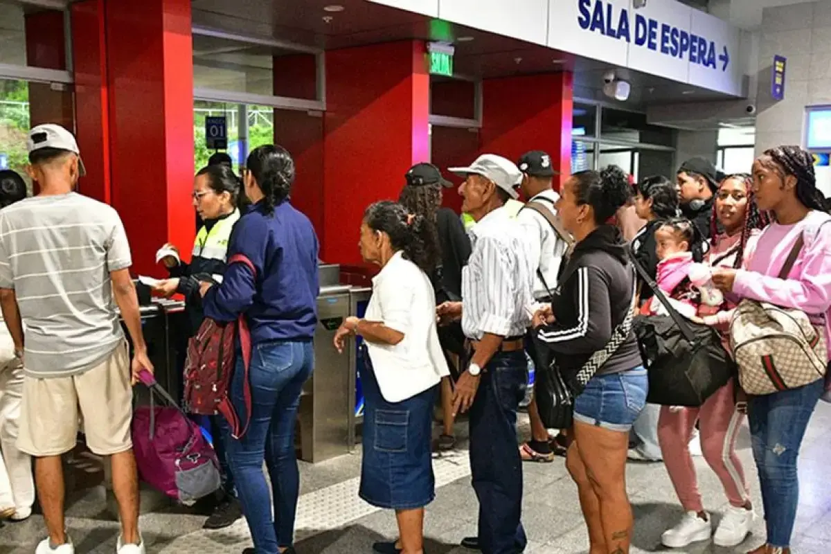 Guayaquil prevé mover 243.000 viajeros en feriado del 10 de agosto- Últimas noticias Ecuador