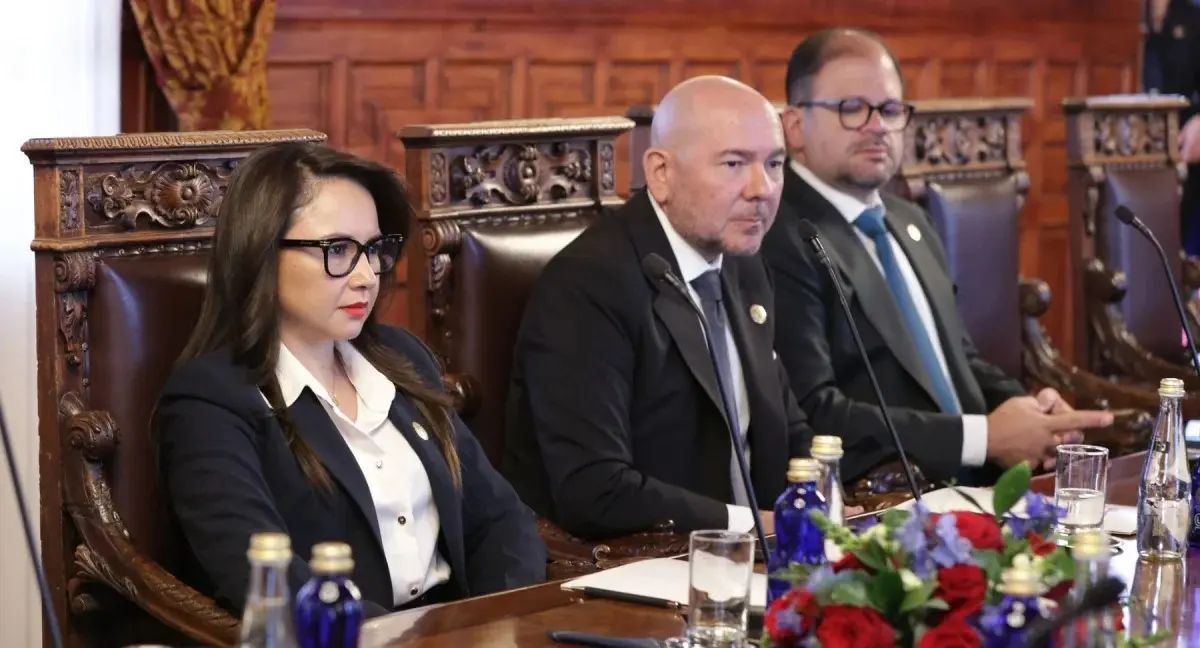 Juristas alertan por ataques del Gobierno a jueces- Últimas noticias Ecuador