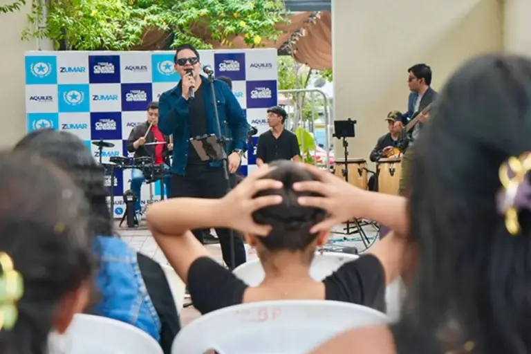 Ruta Centro abre el Mes de las Artes con 60 estudiantes en Guayaquil
