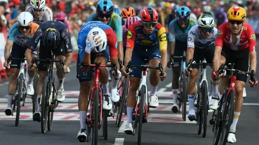 UAE pierde a Sivakov y queda con cuatro en la Vuelta- Últimas noticias Ecuador