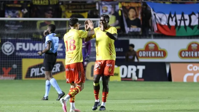 Barcelona salva empate ante Aucas con penal al minuto 100- Últimas noticias Ecuador