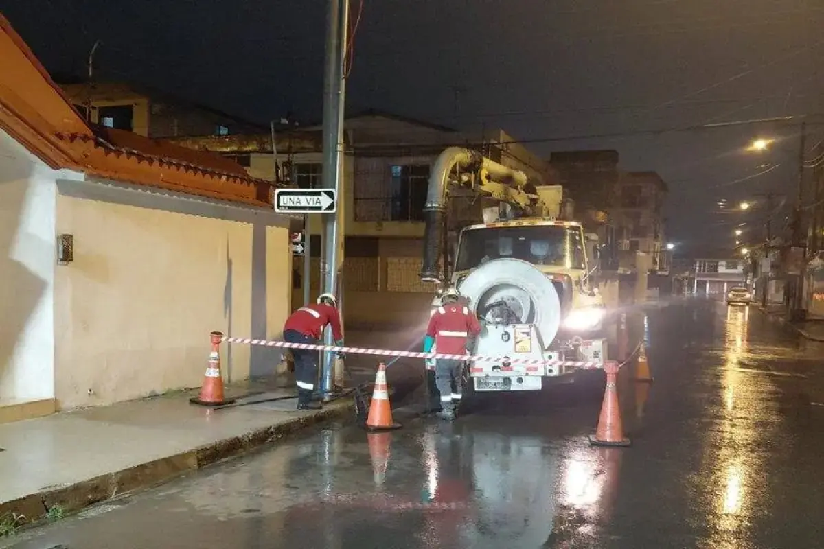 Lluvias anegan más de 40 sectores de Guayaquil- Últimas noticias Ecuador