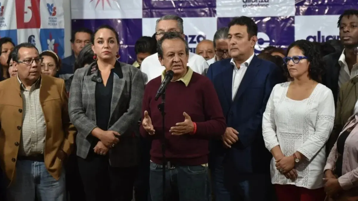 Oposición marchará el 7 de noviembre tras detención de Luisa González- Últimas noticias Ecuador